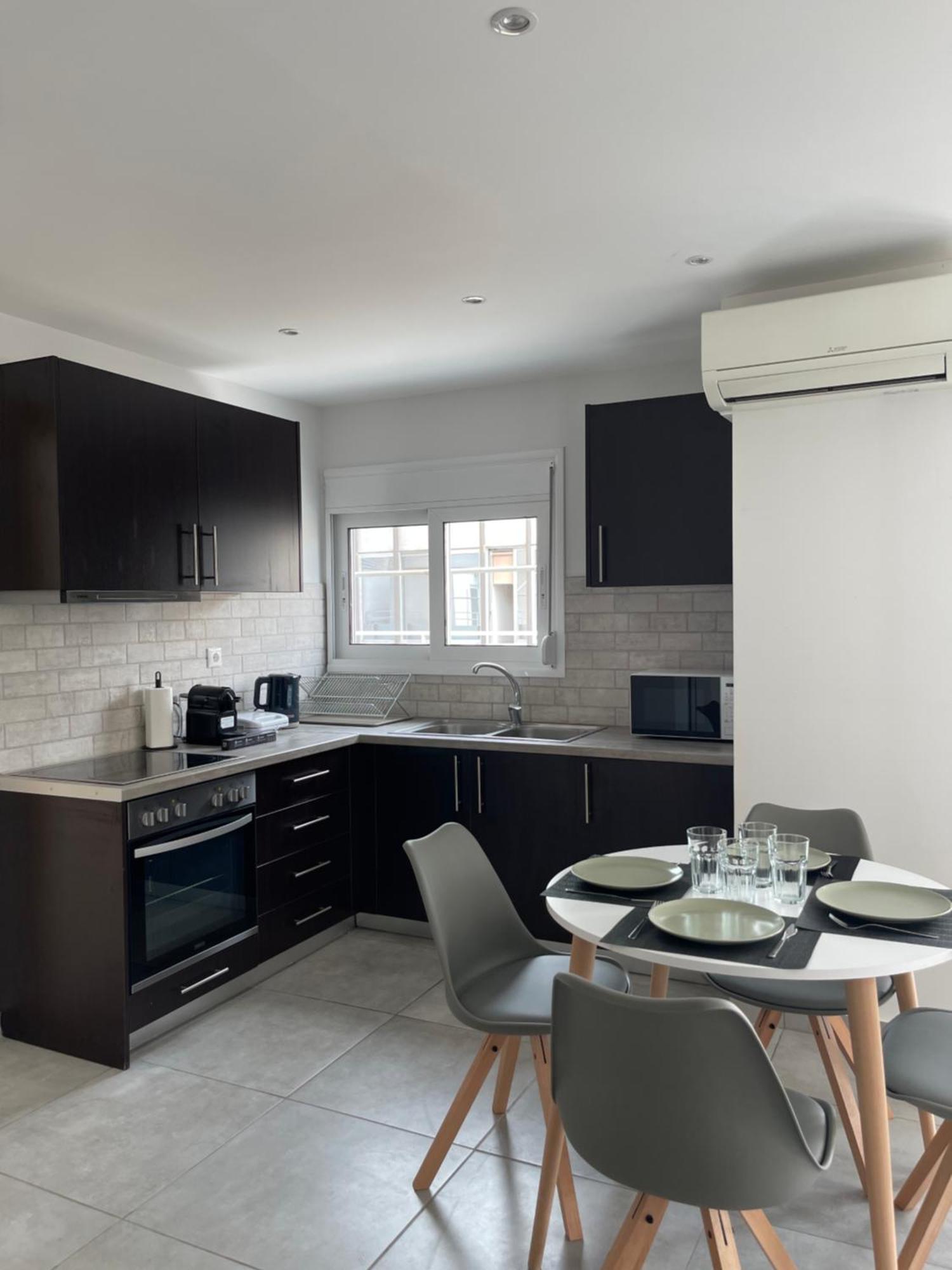 Athenian Modern 2Bd Apt Next To Metro And Archaeological Museum Dış mekan fotoğraf
